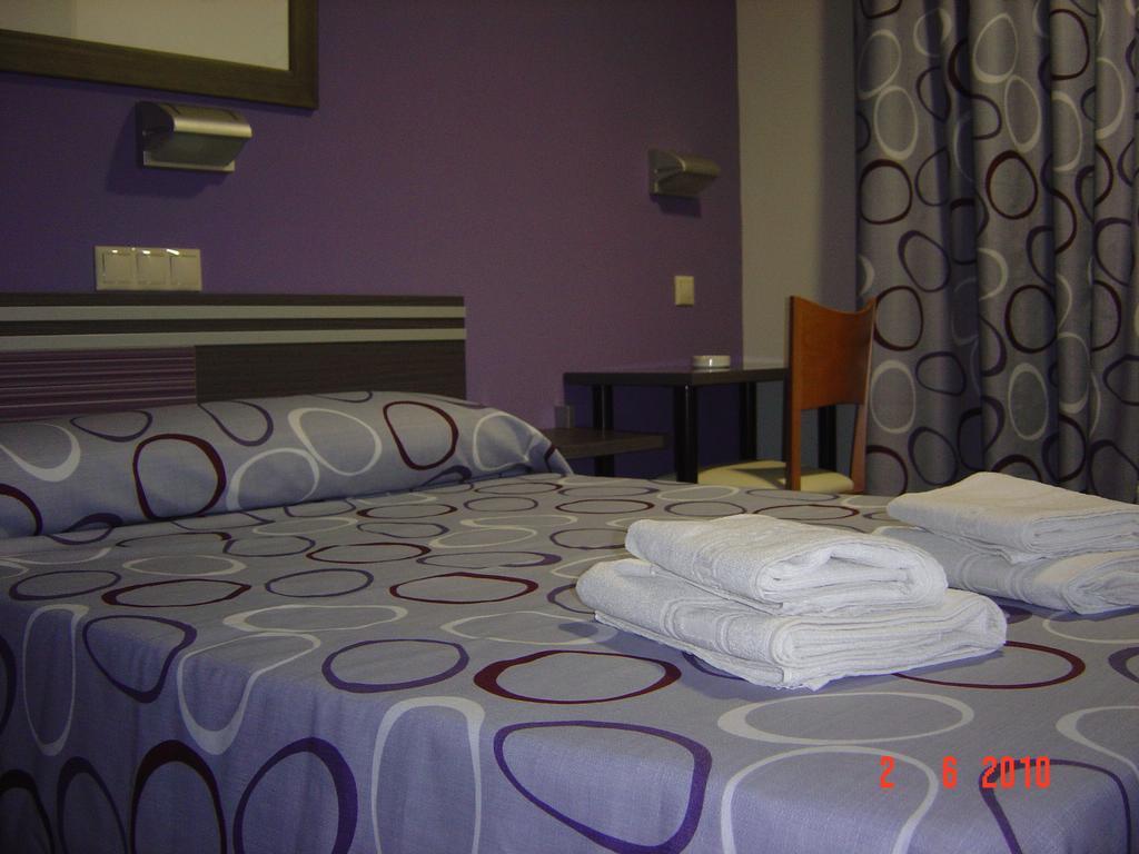 Hostal Rica Posada Guadalajara Kültér fotó